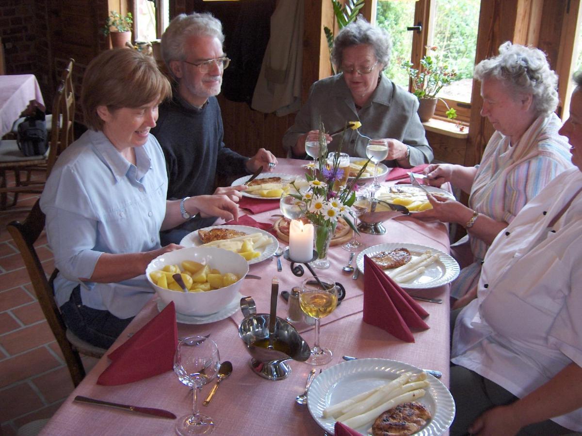 Heuhof-Breitau Gaestezimmer Sontra Buitenkant foto